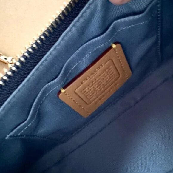 Coach Ashton bag in signature denim CY700 NWT - Picture 7 of 8